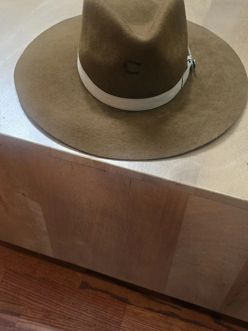 Charlie 1 Horse Wool Felt Western Fedora Hat Brown Tan Size Medium Horseshoe